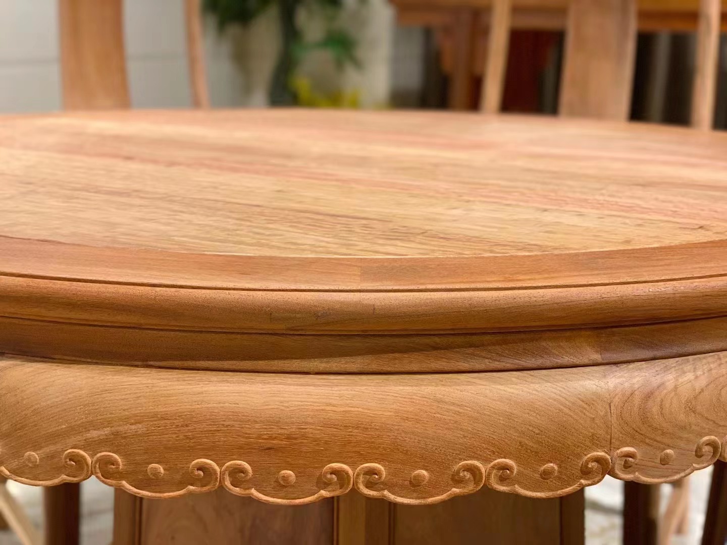 明式圆餐桌